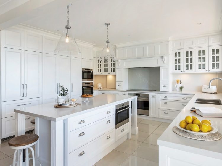 French-Provincial-Style-Kitchen French-Provincial-Style-Kitchen
